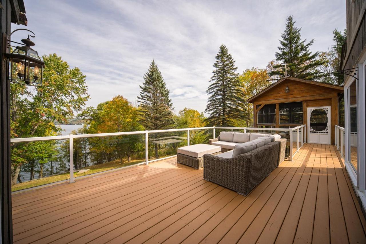 Muskokawaterfront Pooltable 98Tv 6Acres Villa Huntsville Exterior photo